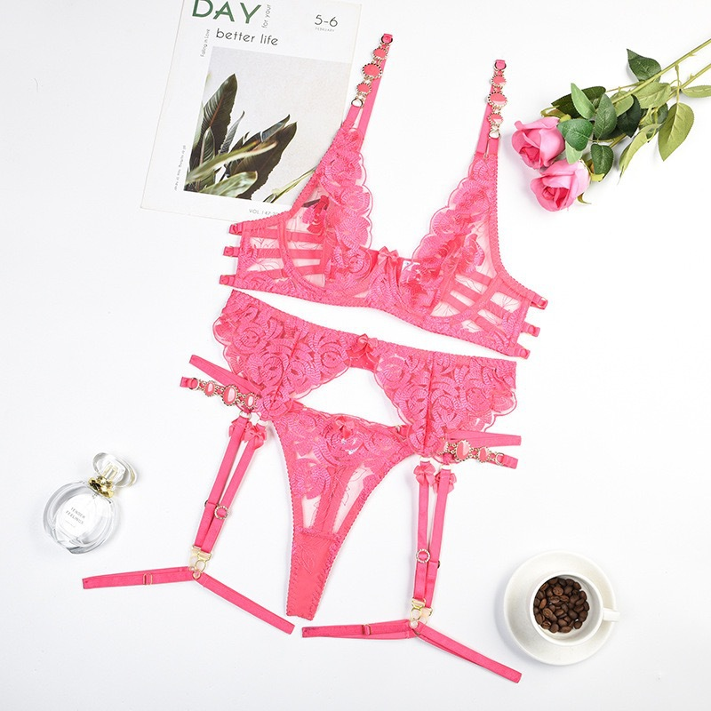 Best-selling vintage gem-embroidered sexy lingerie set of 2025
